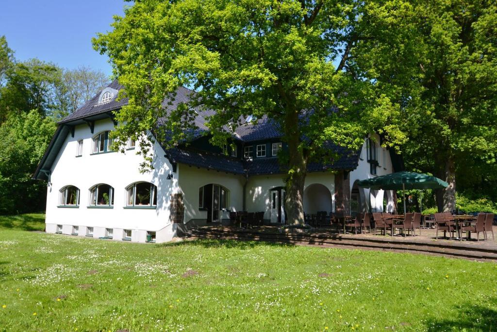 Hotel am Rugard Bergen Auf Rugen Bagian luar foto