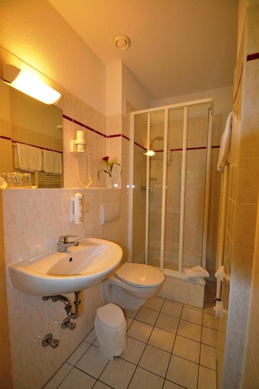 Hotel am Rugard Bergen Auf Rugen Bagian luar foto